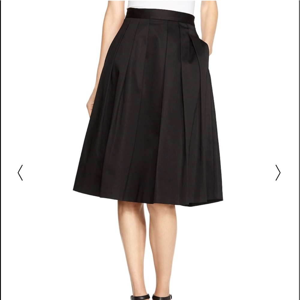 NWT, White House Black Market, Sateen Full Skirt